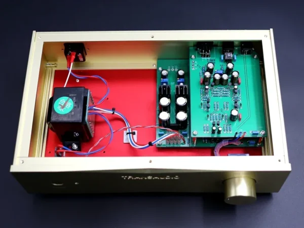 CHUBAN FM245 Audiophile-grade Balanced Preamplifier with RCA XLR output, low noise, and low distortion, suitable for home use.