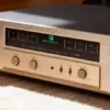 Referenz Accuphase C-2000 Vollständig Symmetrischer Class-A Hi-Fi-Vorverstärker Mit Höhen- Und Bassregelung Und Fernbedienung